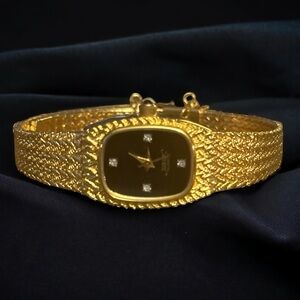 Vintage Xavier gold tone watch